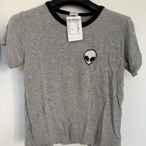 BRANDY MELVILLE T SHIRT